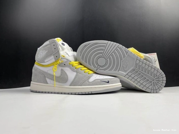 Smoke Air Switch 1 Jordan Light High CW6576-100 0608